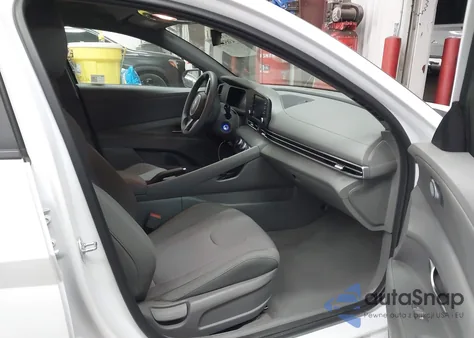 2025 Hyundai Elantra Se z USA, uszkodzony, nr VIN KMHLL4DG5SU896757